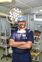 Dr Priyank Gupta - Best Joint Replacement Surgeon in Ahmedabad | Orthopaedic Surgeon | Knee | Sports Injury Arthroscopy