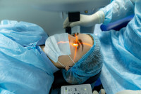 Eye Doctor in Dadar west, Mumbai