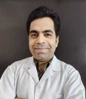 Dr. R. K. Shrivastava, the best Orthopedic Surgeon in Crossings Republik