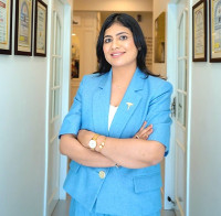 Dr. Meenal Makkar-Dermatologist in Jaipur