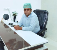Dr. Puneet Madan - Best Dermatologist and Skin Doctor in Vikaspuri | Acne Treatment | Tattoo Removal in Vikaspuri, Delhi