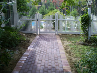 Fencing contractor, vinyl, Fencing installation, pool fencing, wood fence contractor