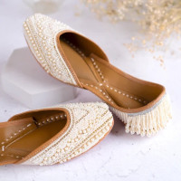 Step into Luxury with Velvet Jutti by Gulbahar Jutti