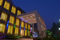Club Emerald Mumbai