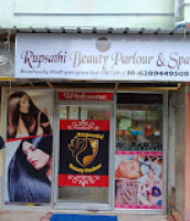 the best beauty parlour in Madhyamgram.