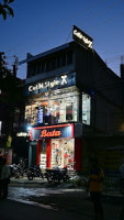 best beauty parlour in Habra