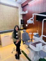 Dr. Anjali Kumawat – Best Dentist & Dental Clinic in Jagdamba Nagar, Jaipur | Root Canal, Dental Implants, Braces, Teeth Whitening & Smile Design