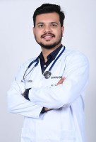 ✅Dr. Karan Singla Best Pulmonologist, TB, Asthma, Sleep, Chest Specialist, Allergy test In Panchkula, General Physician