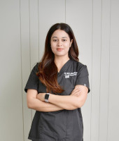 Dr. Selvi Khajanchi | Knee and Shoulder, Sports Injuries Surgeon in Ahmedabad