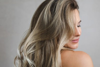 Stylish Transformations with Expert Hair Coloring Dubai