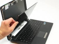 laptop screen repair shop in UAE