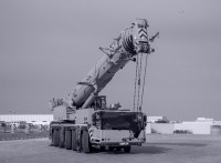 Manlift Rental Companies in Dubai, UAE | Rental Manlift