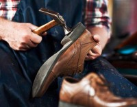 shoe sole fixer on wheels in Dubai