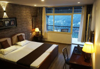 nainital lake view hotel