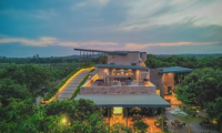 Sasan Gir Resort Hotel — Experience Wilderness with Comfort