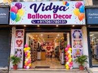 Vidya Balloon Decor