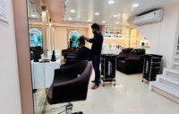 Salon near me