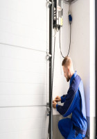 Reliable Garage Door Repair Services in Worcester | Fast & 24/7 Support